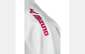 Judogi MIZUNO KEIKO 2 Broderie Pink   NOUVEAUTE 2024